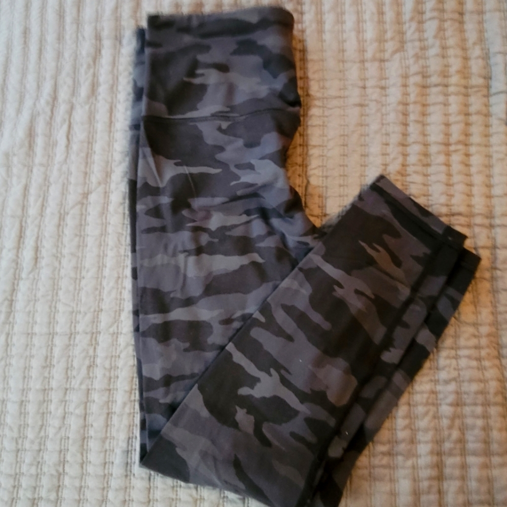 Athleta Elation tights
